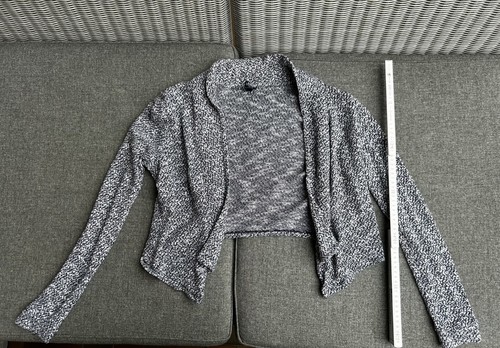 Kurze strickjacke cardigen von - strickjacke/cardigen,